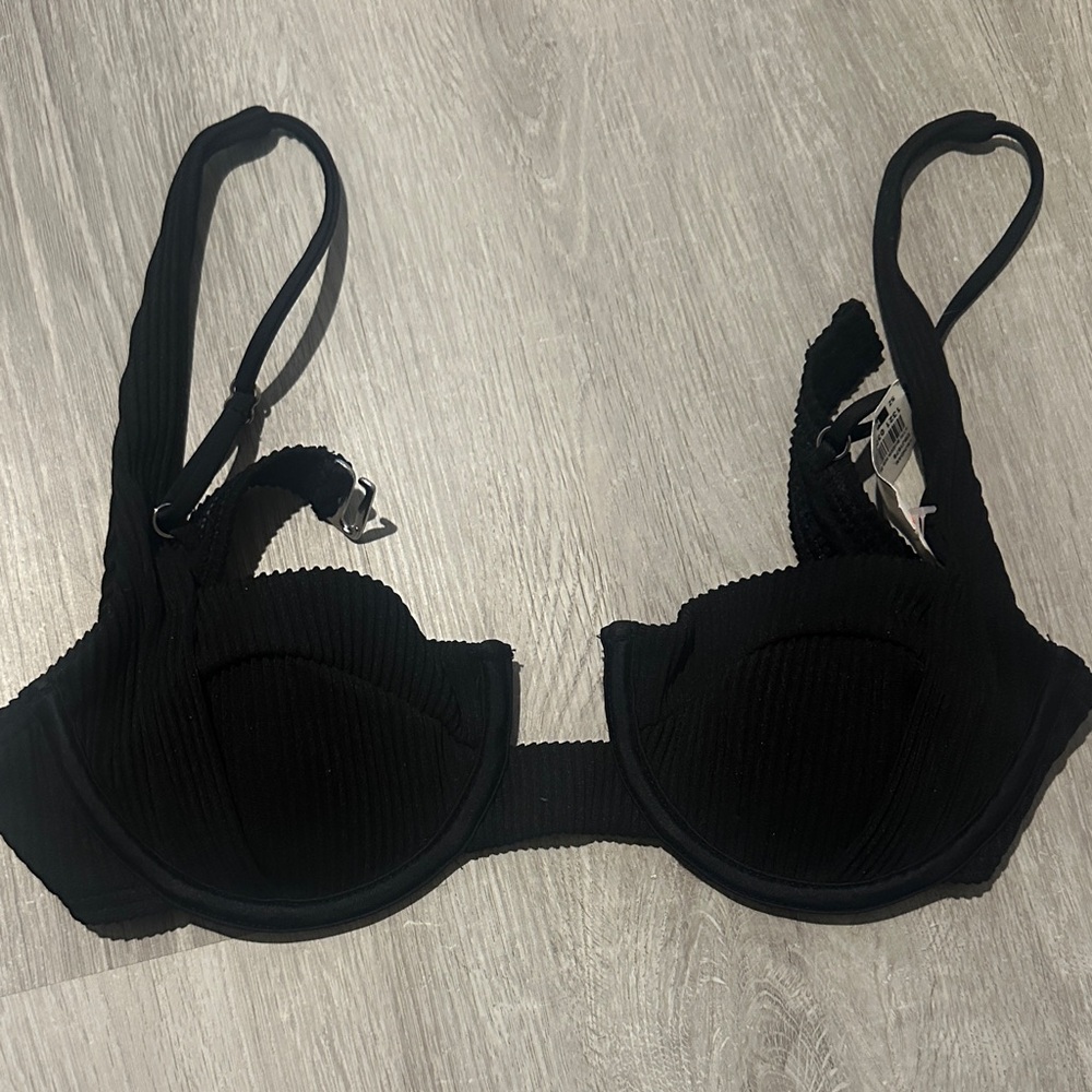 Ron Jon Elegant Black Underwire swim suit top